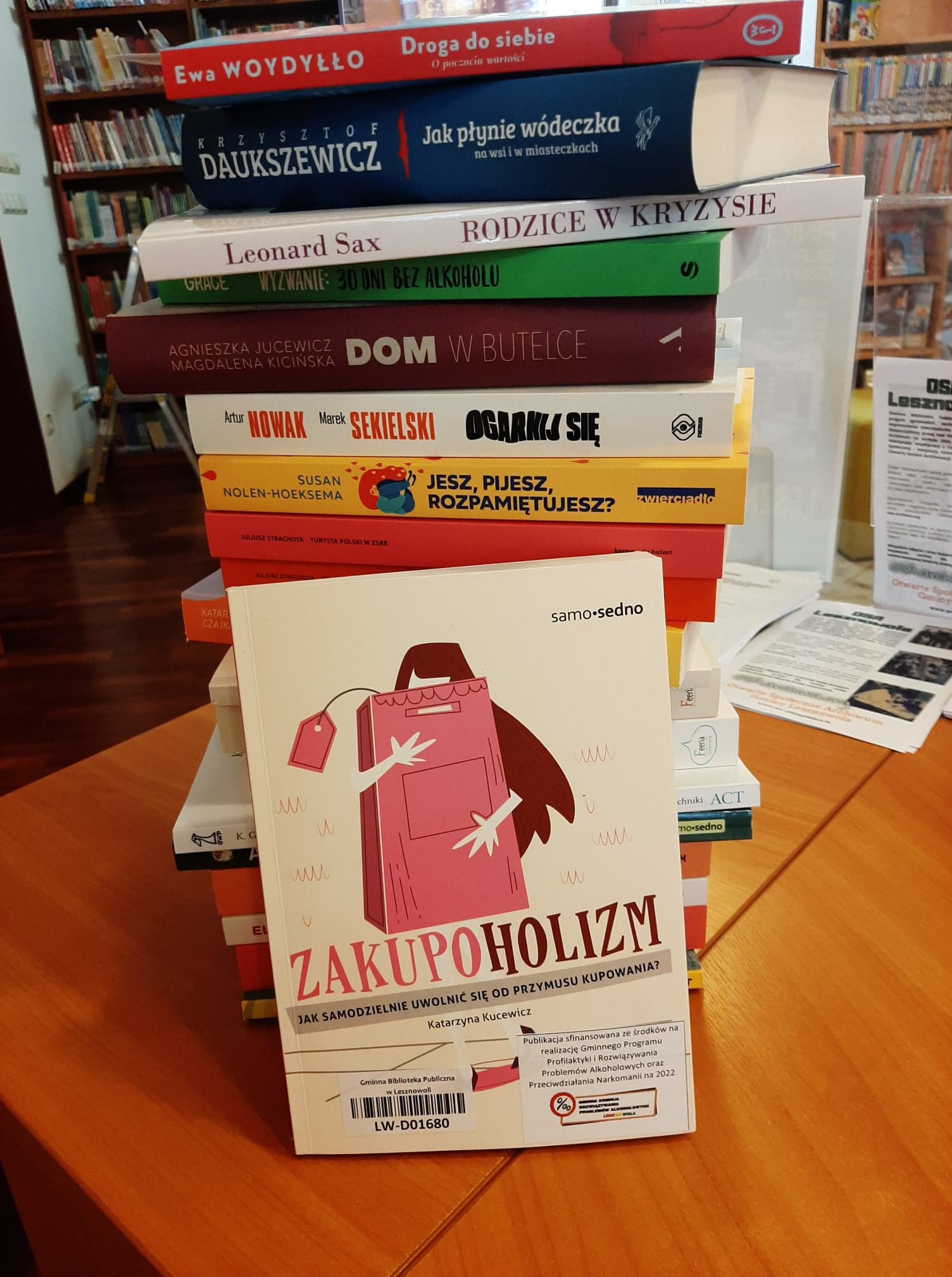 Read more about the article Wsparcie księgozbioru Biblioteki z funduszu GKRPA w Lesznowoli